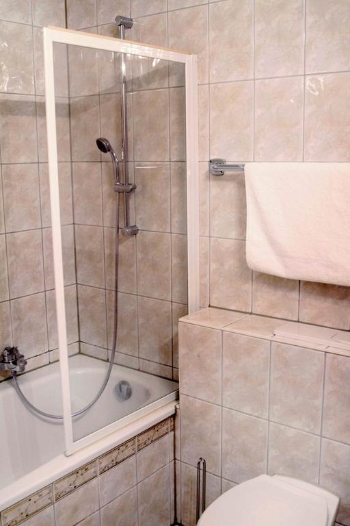Kampfelbach Hotel Pension Kaempfelbach מראה חיצוני תמונה