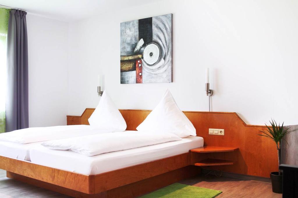 Kampfelbach Hotel Pension Kaempfelbach מראה חיצוני תמונה