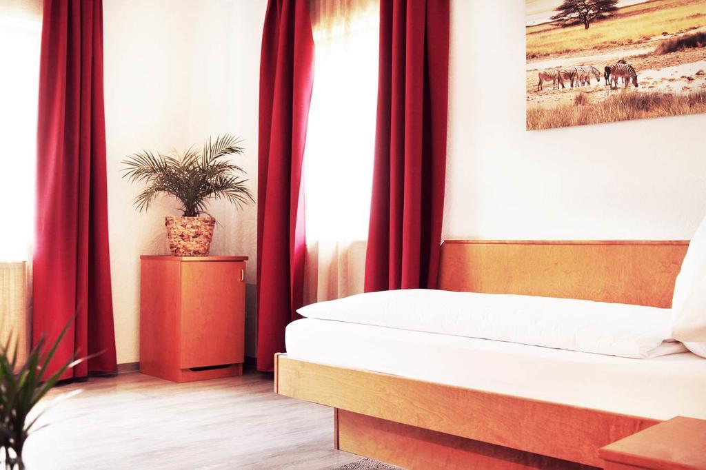 Kampfelbach Hotel Pension Kaempfelbach מראה חיצוני תמונה